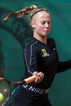 Ann-Sophie Funke 214 - NL Uhlenhorster HC - VfL Westercelle : Ergebnis: 1:8